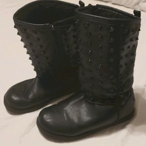 Sheikh spike boots